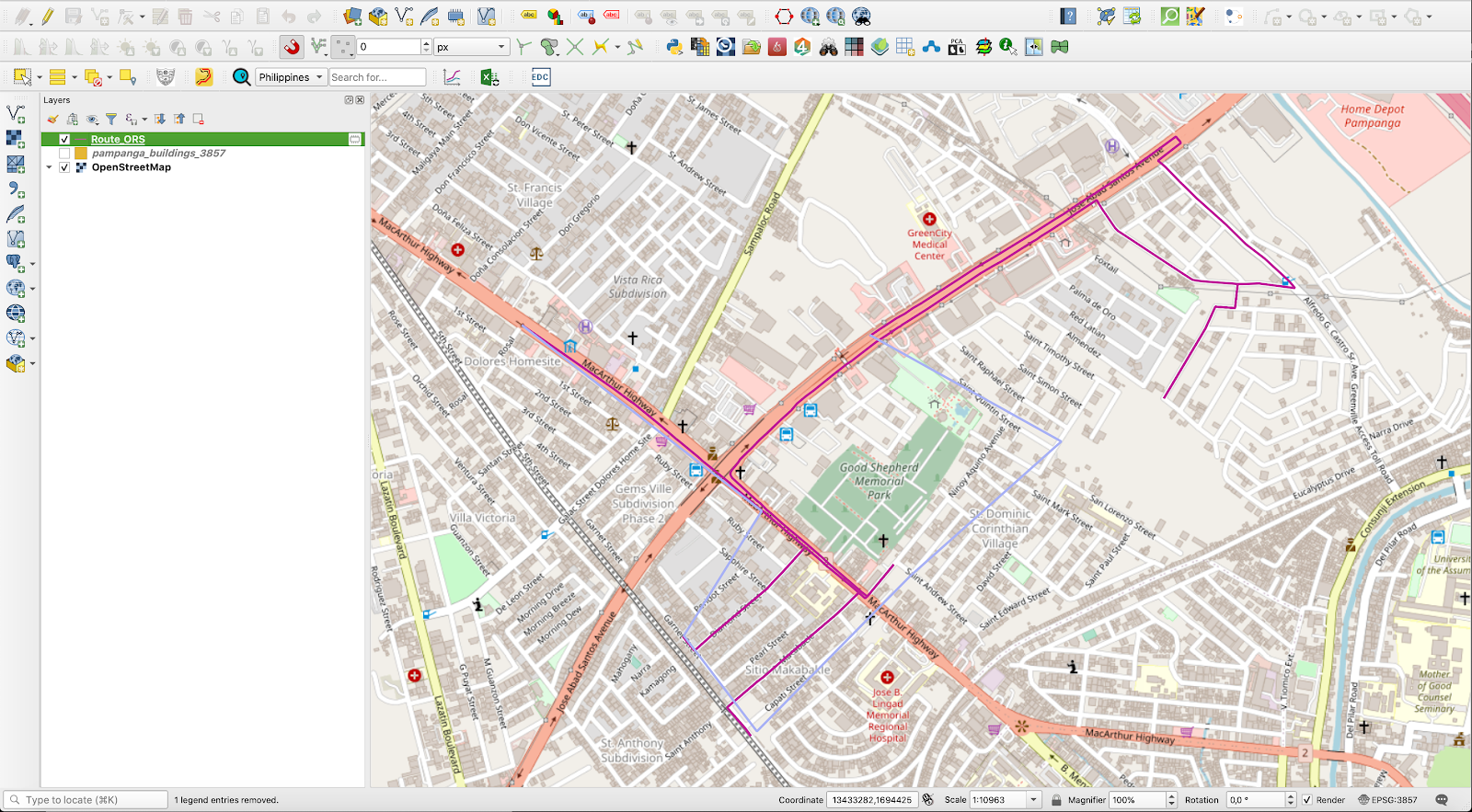 Lộ trình được tính toán nằm trên OpenStreetMap